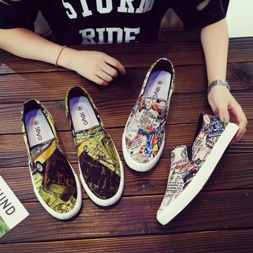Mens Vulcanized Shoes Graffiti Canvas Men Shoes Low-top Loafers Male Casual Shoes Trend Board Shoes Sneakers