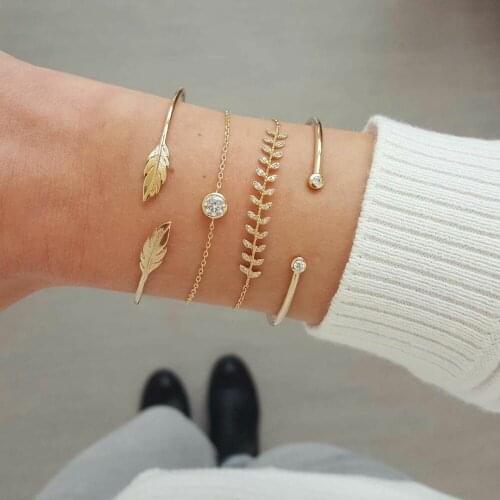 4pcs of pack creative bangle bracelet for women with leaves inlaid rhinestone design in mixed link chains female bransoletka