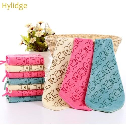 Hylidge 25*25CM Hook Type Microfiber Baby Face Towel Printing Kids Handkerchief Toddler Infant Small Square Towel Saliva Tow