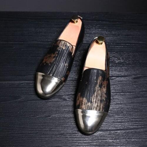 2021 New Spring Fashion Pointed Toe Dress Shoes Men Loafers Men Casual Shoes Luxury Italian Style Oxford Shoes Big Size 2.5a