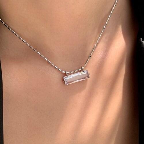 Minimalist Square Geometrical Rhinestone Pendant Necklace for Women Girls Unusual Transparent Metal Chain Necklace Jewelry Hot