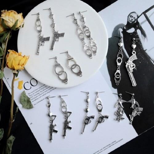 Punk Simple Metal Pistols Handcuffs Pendant Earrings For Women Hip-hop Creativity Personality Retro Ear Jewelry Gift