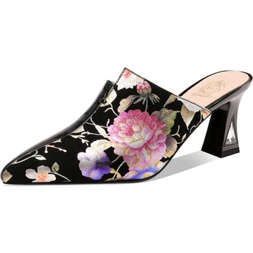 2021 Womens Pointed Toe Floral Printed Patent Leather Slippers High Heel Slingbacks Mules Shoes Sandals Retro Plus Size