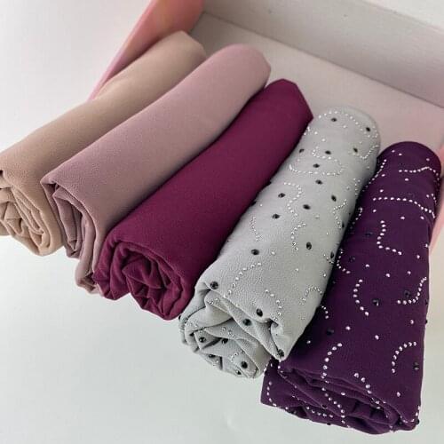 2021 New Pearl Chiffon Hijab Hot Drilling Diamond Scarf Malaysian Womens Hijabs Long Shawl Wrap Headscarf Turban Foulard Femme