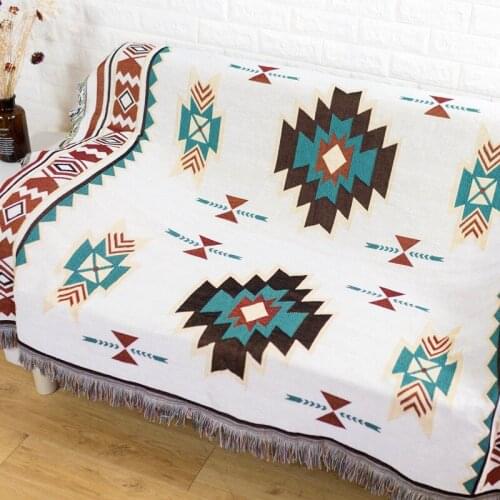 INS hot geometric pattern hand-woven tapestry, home decor tapestry, photography props tapestry. Sucre trip jacquard sofa bl