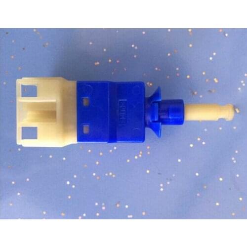 For Mercedes Benz E320 ML320 ML430 G500 ML500 G55 G550 Brake Light Switch