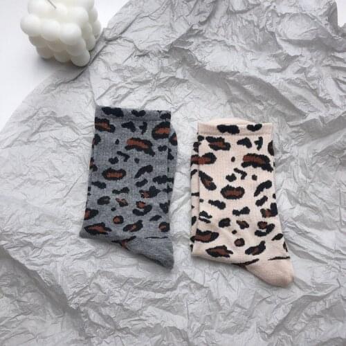 New Leopard Printed Socks Women Korean Style Ins Casual Kawaii Cute Harajuku Skateboard Crew Socks Girls calcetines de la mujer
