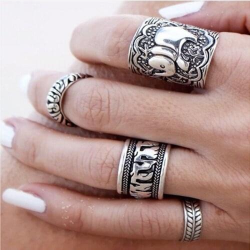 Bohemian Style 4pcs/Pck Vintage Anti Silver Color Rings Elephant Totem Leaf Lucky Rings Set for Women Party Fashion Jewelry