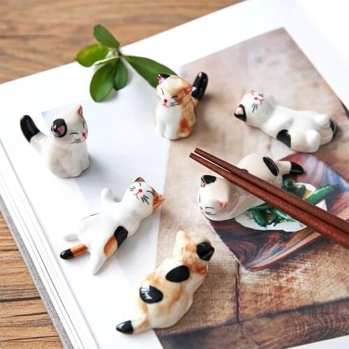 3PCS/Set Lucky Cat Chopstick Rest Ceramic Holder Japanese Ramen Chopstick Pillow Sushi Chopstick Rest Cute Kitchen Tableware