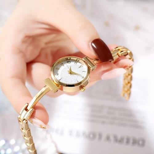 Women Fashion Simple Round Small Dial Number Quartz Bracelet Watch Wristwatch