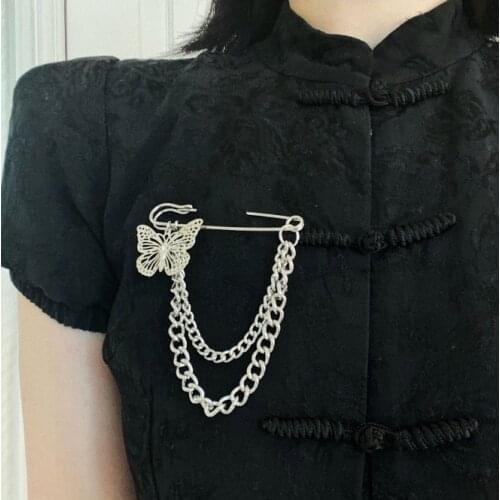 Stylish Butterfly Chain Brooch Pins for Girls Women Sweater Shawl Breastpin Cute Animal Brooch Retro Jewelry for Girlfirend Wife