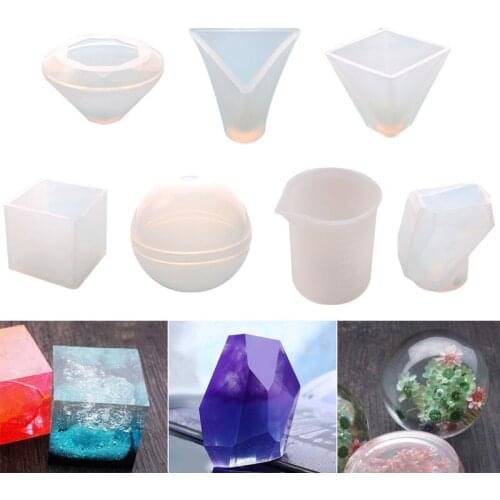 2021 New Crystal Drops Decorative Mold Drops Measuring Cup Set Round Square Triangle Cone Pyramid Silicone Mold Wholesale