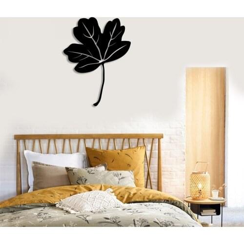 Detailed Created Sycamore Leaf Wall Room Accessory Wooden Table 50x37cm