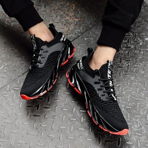 2021 New Blade Casual Shoes For Men Antiskid Damping Cool Outsole Walking Trekking Leisure Summer Running Zapatills Sneakers