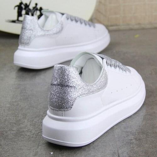 Female Korean version student thick bottom muffin casual shoes versatile lovers sports Inside heightening chaussures casual