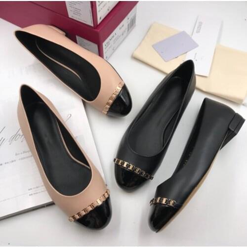 New Brand Designer Womens Shoes 2021 Fashion Round Toe Low Heels 2cm Genuine Leather Chain Style Wedding Party For Ladies df004