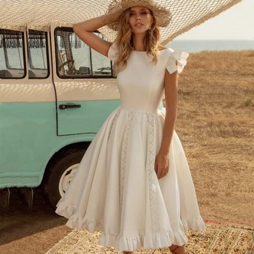 New Arrival Lovely Short Bridal Wedding Dresses Tea Length Cap Sleevels Bateau Neck Wedding Gowns for Bride Back Out On Sale