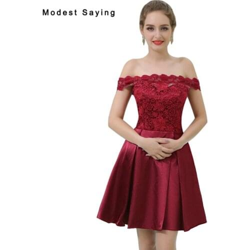 Elegant Drak Red Short Lace Cocktail Dresses 2018 with Illusion Back Girls Mini Graduation Prom Gowns vestido de festa curto
