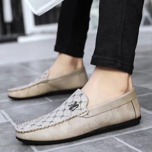 Brand Mens Casual Leather Shoes Lightweight Soft Driving Shoes Spring/Summer Breathable Mens Shoes Retro