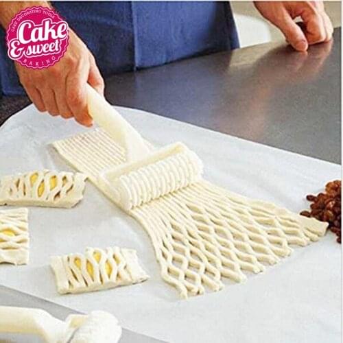 Large Pastry Cutter Dough Roller Knife Lattice Cutter Pasta Tool Cookie Pie Pizza Bread Pastry Lattice Roller Cutter