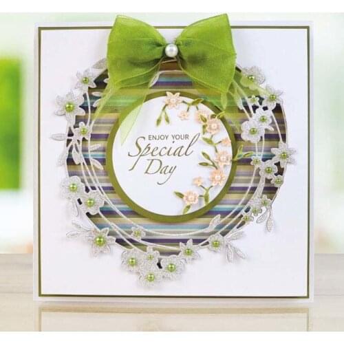 KSCRAFT Wreath Metal Cutting Dies Stencil for DIY Scrapbooking Album Embossing Paper Cards Deco Crafts Die Cuts