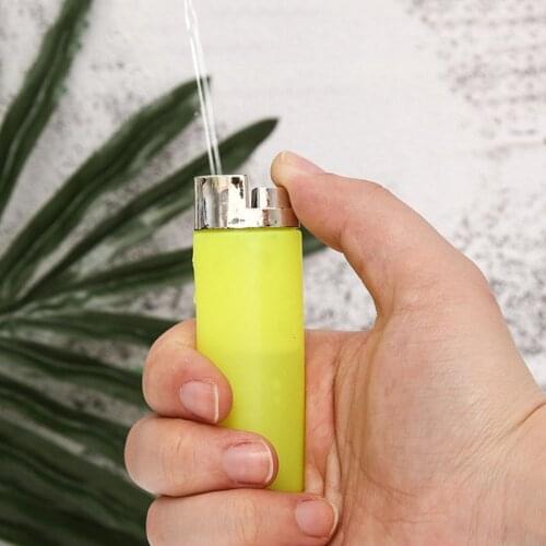 1PCS Random Color Funny Party Trick Gag Gift Water Squirting Lighter Fake Lighter Joke Prank Trick Toys