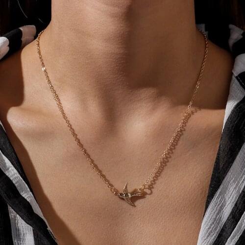 Original Metal Flying Bird Necklaces for Women Simple Style Gold Silver Color Chain Necklace Female Jewelry Friendship Gifts