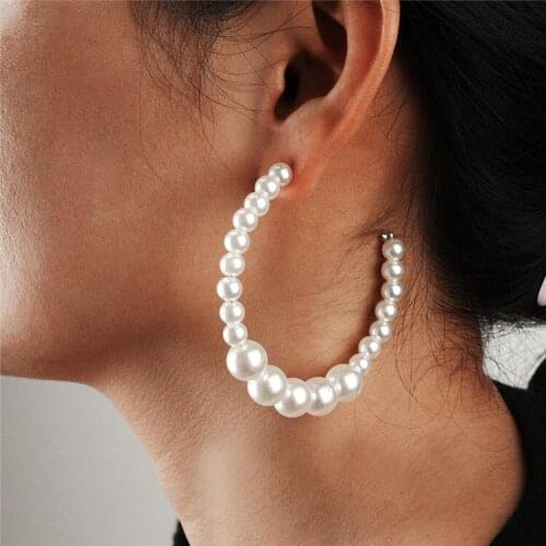 Earrings 2021 Trend Fashion Jewelry Pearl Earrings Cool Stuff Simplicity Street Shot Beaded Girlfriend Gift Earrings Wholesale