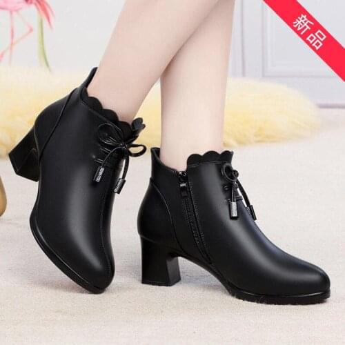 2021 Womens Boots Thick Heel Short Boots Women Europe and America Martin Boots Winter Womens Mid-heel High Heel Plus Size