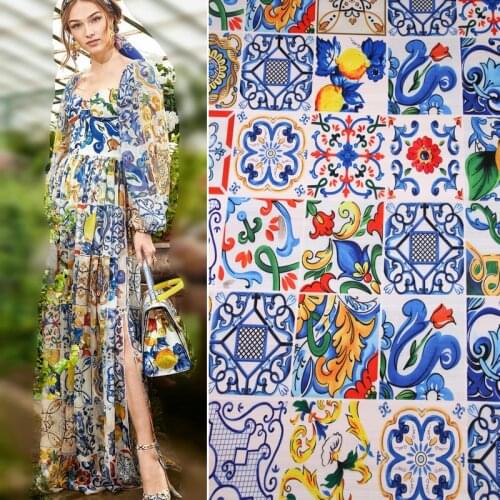 Painted blue and white porcelain printed chiffon fabric apparel fabric high-grade summer drape holiday dress shirt fabric
