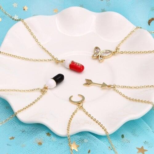 U-Magical Charming Gold Color Geometric Metallic Letter Pendant Necklace for Women Cross Demon Eye Chain Necklace Jewellery