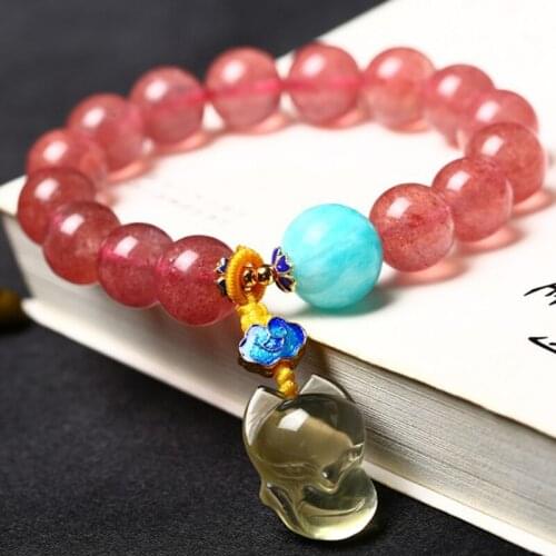 Wholesale Strawberry Natural Crystal Bracelets Beads With Yellow Fox Pendant Bracelets Lucky Beauty for Women Crystal Jewelry