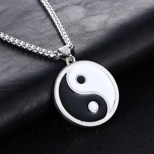 2019 New Silver Color Black And White Gossip Pendant Necklace For Men Women Street Hip Hop Necklace Sweater Chain