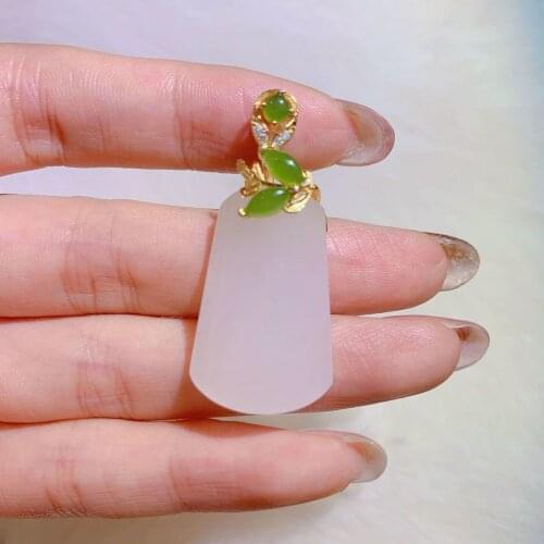 Natural Hetian Jade Green Jade Leaves Pendant Tranquility and Peace Plate S925 Sterling Silver Jasper Embellishment Pendant In
