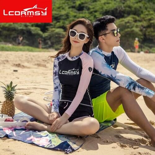New couple long-sleeved wetsuit mens and womens sunscreen beachwear shorts surfwear floating dive mother swimsuit top