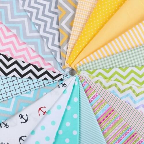 Nanchuang 20Pcs/Lot Geometry Random Color Printed Twill Cotton Fabric Patchwork Cloth For DIY Handmade Sewing&Quilting Material