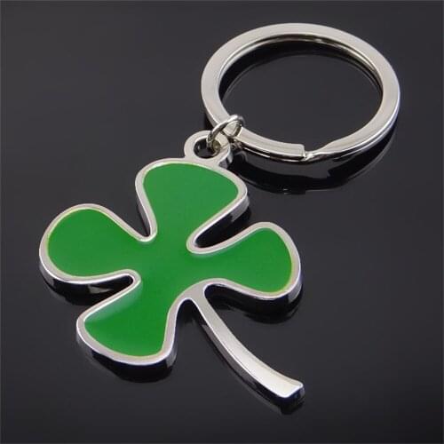 New Exquisite Metal Green Lucky Clover Leaf Keychain Beautiful Key Ring Bag Ornaments For Girl Jewelry Gift