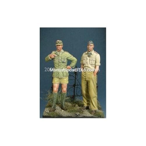 1:35 Scale German German North African Armored Officer 2 People Miniatures WWII Unpainted Resin Model Kit Figure Free Shippi