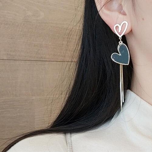 1 Pair Stud Earrings Asymmetric Anti Rust Chic Girls Asymmetric Long Earrings for Party