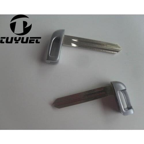 Smart Key Blade (Right) For Hyundai Genesis, Emergency Spare Key Blade For Kia Sorento K5 K2
