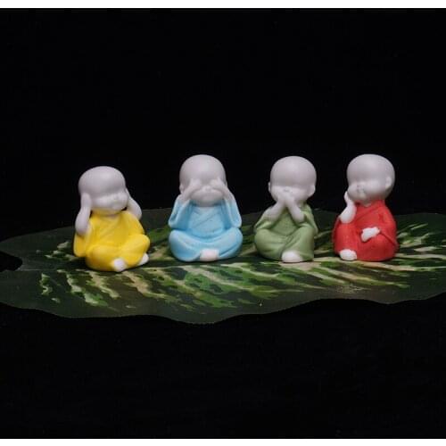 ROSBERDE Figurines For Interior