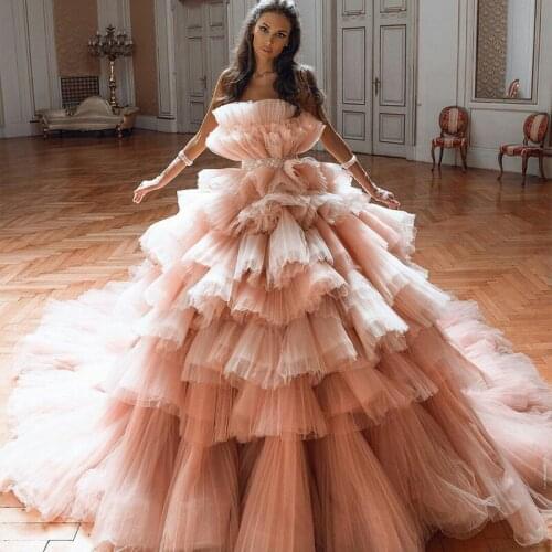 2021 Blush Pink Prom Dresses Sexy Strapless Tiered Skirts Ruffles Evening Dress Formal Pleats Cocktail Gowns Quinceanera Dresses