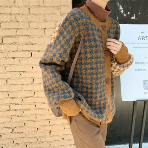Autumn 2021 New Korean Style Loose Houndstooth Cardigan Warm Soft Sweater Coat Women Retro Color Matching Sweater Women