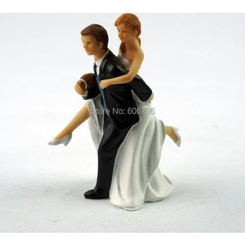 2PCS/LOT Wedding Event Cake Decorations Resin Bride and Groom Figurines Wedding Cake Topper
