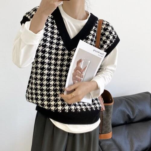 Women Houndstooth Vest Sweater Loose Knitted Girls V Neck Sleeveless Thick Vintage Sweater Suits Female Waistcoat Chic Top 2021