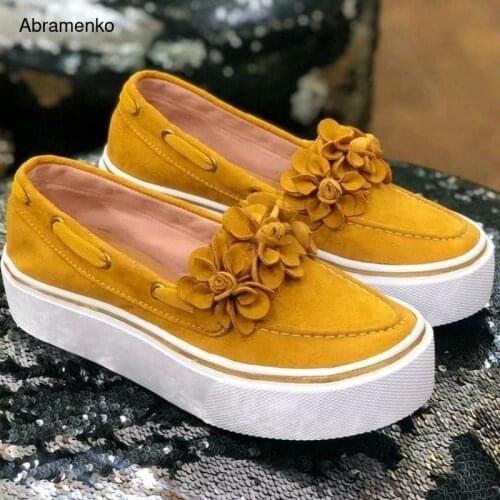 Women Slip On Flat Suede Casual Shoes Leather Slipony Solid Breathable Blue Floral Fashion Yellow Student Shoes Plus Size 35-43