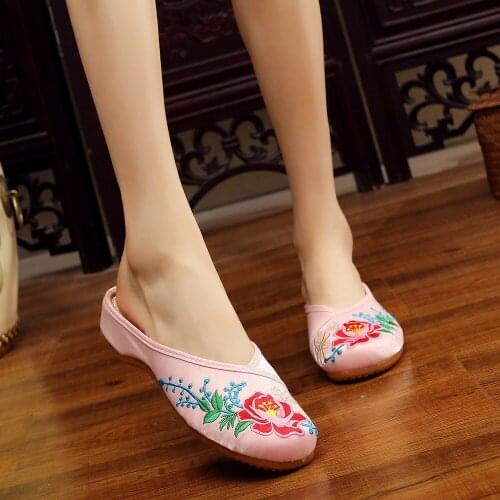 YourSeason Flowers Embroidered Ladies Flannel Cotton Close Toe Mules Shoes Retro Leisure Women Comfort Flat Slipper Outside Home