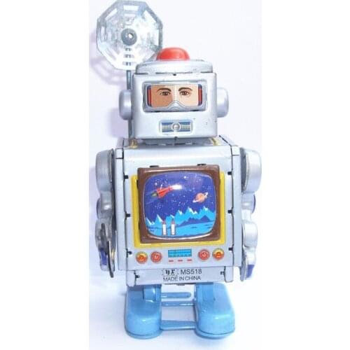 [Funny] Classic collection Retro Clockwork Wind up Metal Walking Tin Toy The astronaut robots Mechanical kids christmas gift