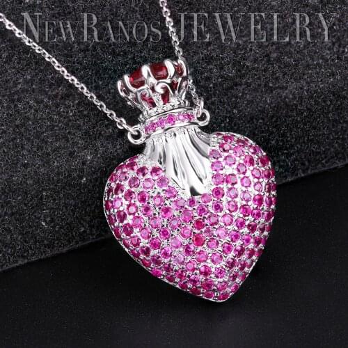 Newranos Vintage Necklaces