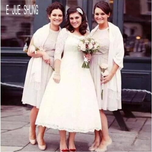E JUE SHUNG Modern Short Wedding Dresses Scoop Neck 3/4 Sleeves Button Back Bridal Gowns Robe De Mariee Custom Made